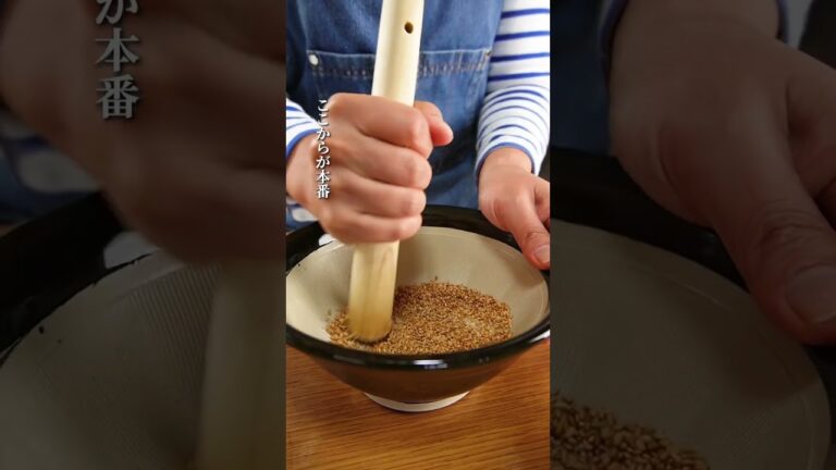 万能ゴマだれの豆腐サラダ【材料】サニーレタス100g 葉っぱ4枚豆腐150gたれおろしにんにく小さじ1/2きび砂糖大さじ1すりごま 大さじ2醤油大さじ1と1/2酢大さじ1と1/2ごま油大さじ1と1/2