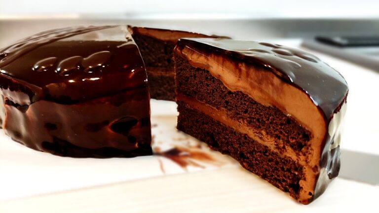 【バレンタインにおすすめ！】オーブンとミキサー無し！濃厚生チョコケーキ。