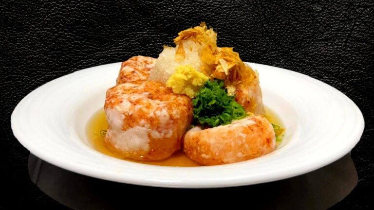 素朴な大根餅を揚げ出し豆腐っぽくアレンジして実家のような安心感を【揚げ出し大根餅】