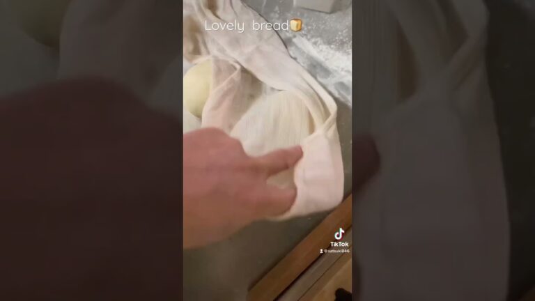 【yashirock🍞bakery】〜ハニーミルクな生クリームの生食パン〜