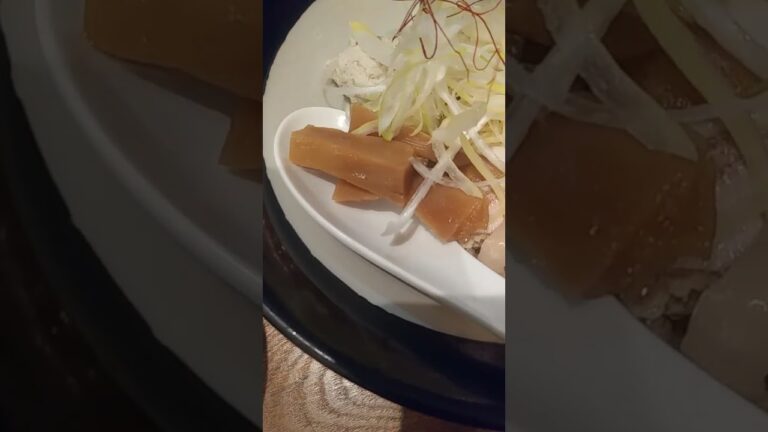 グリーンカレーのつけめん