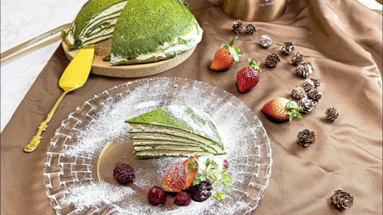 【抹茶とレアチーズのミルクレープ】ほろ苦い抹茶クレープと、甘すぎないレアチーズムースの大人なクリスマスデザート【いつの間にかクリスマス終わってた】【ミルクレープ】【クリスマス】