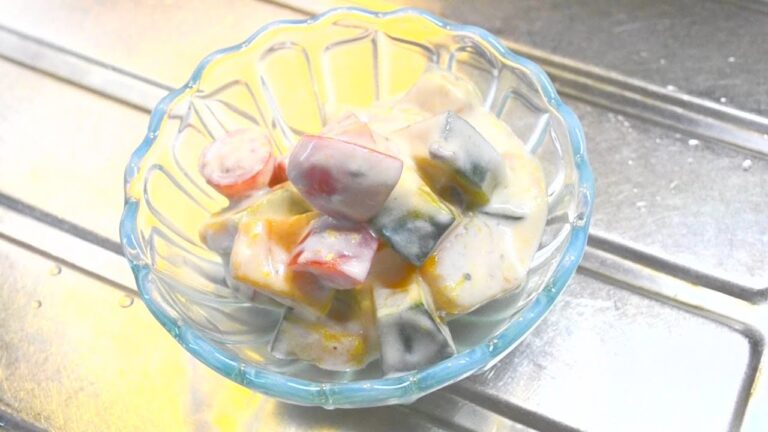 パンチが効いててしかもヘルシーなカボチャとアンチョビのヨーグルトサラダの作り方　　How to make pumpkin salad with anchovy and yoghurt