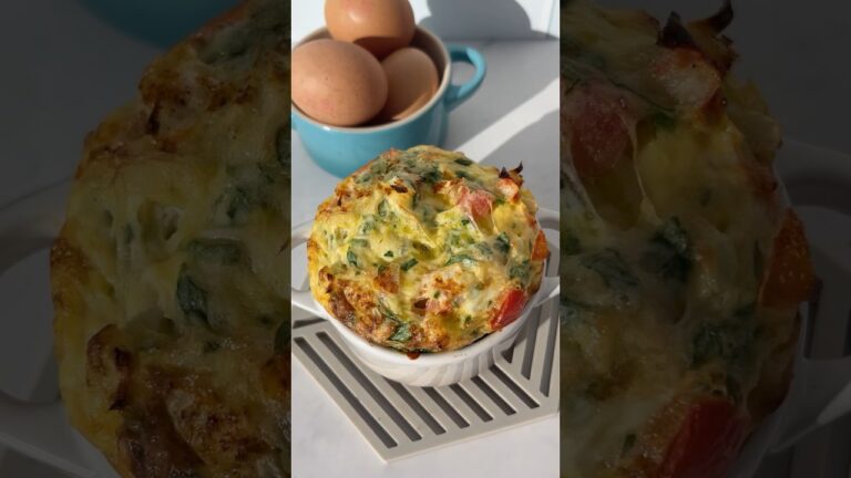 HIGH PROTEIN EATS DAY 24/50 - SINGLE SERVE BRUSCHETTA FRITTATA recipe below! ⤵️ #recipe #easyrecipe