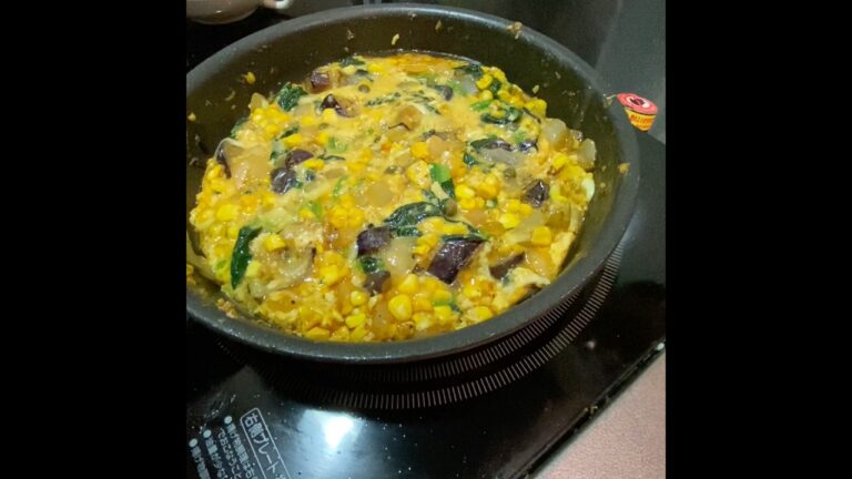 ナスとほうれん草のフリッタータ　贅沢に生ハム乗せ