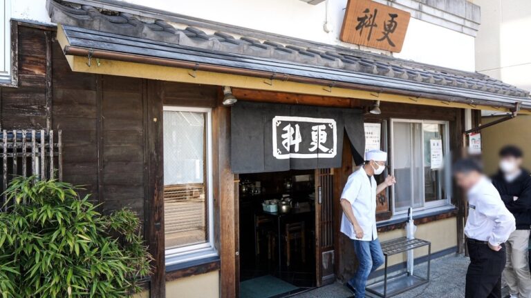 １日８００杯。１５秒爆速提供の岐阜ソウルフードめしがハンパない丨東海のそば処４選