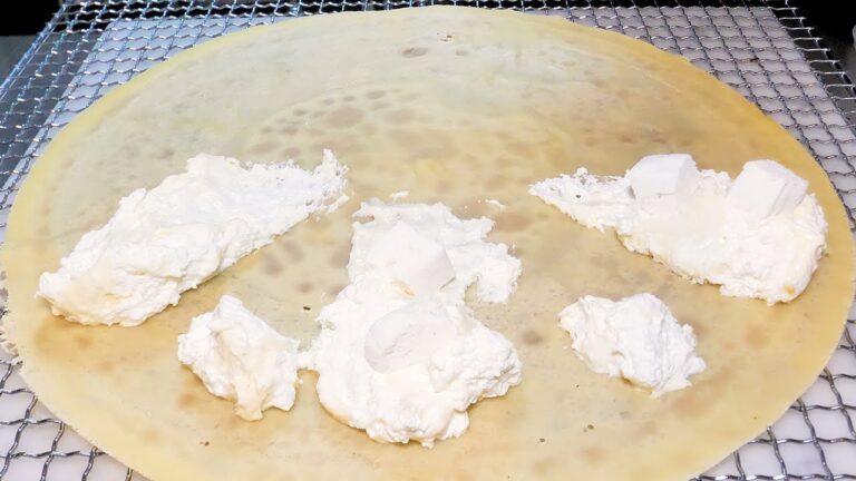 【絶品✨クレープ】蜂蜜とろける🍯バニラマシュマロ＆クレープの作り方🦄 [プロのパティシエクレープ職人|dessert crepes] Honey marshmallow crepe