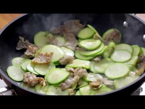 ズッキーニと豚バラ肉のレモン風味