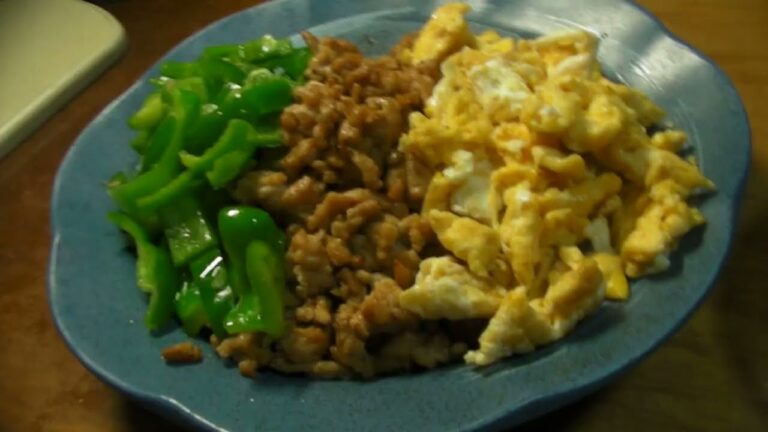 三色そぼろ丼メカブ酢スーパードライ🍺伊勢海老🦐浜ビール黒IPA休肝日納豆ご飯味噌汁健康志向の豚キムチ炒めｷﾝﾐﾔホッピー家中華で家呑み白ナス麻婆ホタテチリ黒烏龍ハイ四川式麻婆焼き豆腐ハイボール香る夜