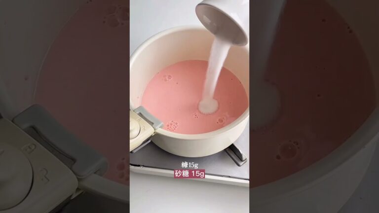 口の中でとろける「いちご雪山のパンナコッタ」！ ！ ！ オーブン不要で超簡単！Part1