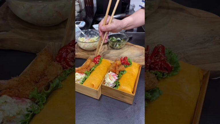 オムライス弁当くるくるっと巻いていくよ🎵#bento #お弁当 #キキ弁 #料理 #lunch