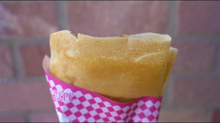 横浜で41年間愛されるバターシュガークレープ｜Japanese Street Food｜Creamy Crepe Compilation｜クレープドン