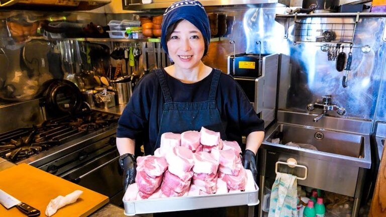 超極厚トンテキ爆売れ！凄腕お姉さんが腕を振るう山奥にポツンとボリューム満点食堂。