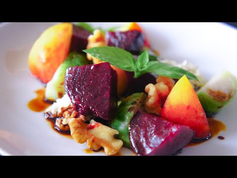 [ローストビーツのサラダ]こんなにも旨い！ローストしたビーツと桃とゴートチーズ