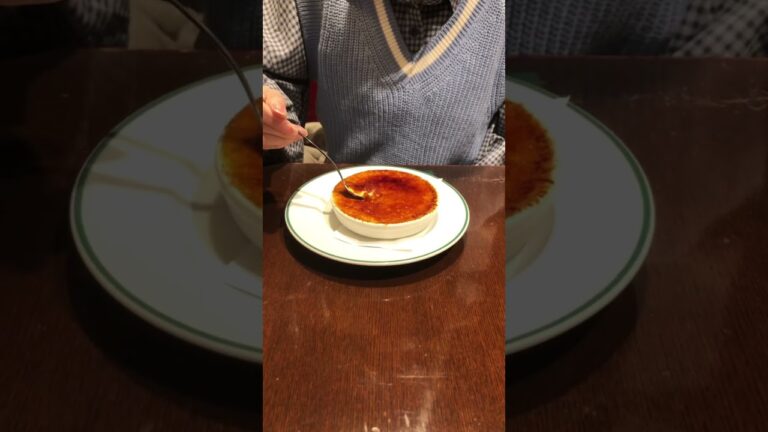 アメリのクレームブリュレを食べれるカフェ