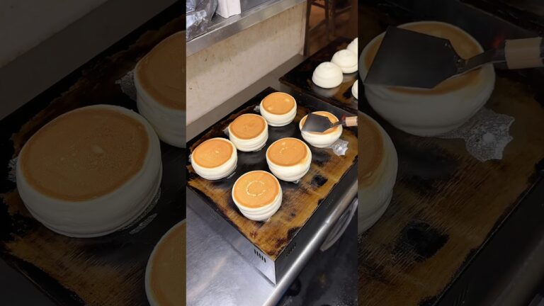 【京都で行列のできるふわふわ抹茶ティラミスパンケーキ🍵】#japanesefood #もぐてれグルメ