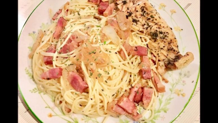 ベーコン・パスタとサーモンのバターホイル焼き