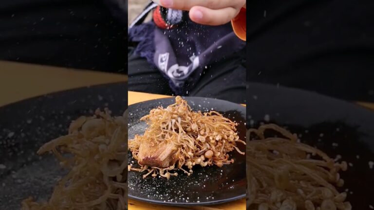 えのきを素揚げしたら、、、 #うまいですグー #炭火 #素揚げ