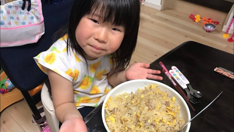 子ども大好き料理【チャーハン】タマネギとオタマを使うのがポイントです☆美味しくできました