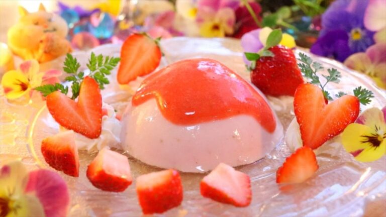 いちごプリンの作り方・本格プロレシピ 【苺スイーツ】How to make Pudding of strawberry｜Coris cooking