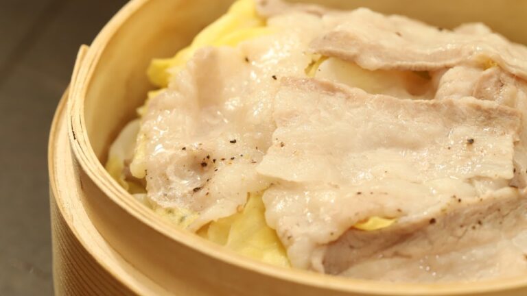 簡単！おいしい！春キャベツと豚バラの重ね蒸しの作り方 | How to make steamed cabbage and pork