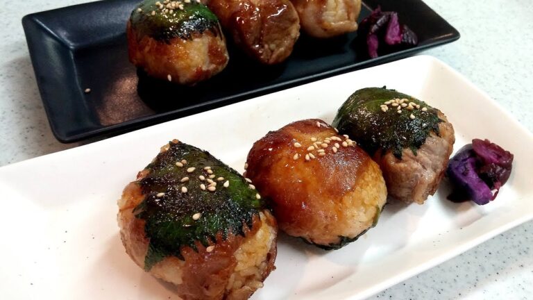 肉巻きおにぎり！こんがり焼いた豚肉と青じそにタレが…やみつきのウマさ！運動会・お弁当にもオススメ【簡単家料理】