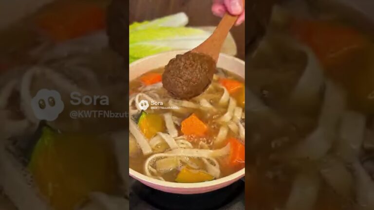 山梨のごちそう、味噌香る“ほうとう”の温もり