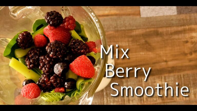 【超簡単】ミックスベリースムージーの作り方 / Mix Berry Smoothie　【Healthy Breakfast】