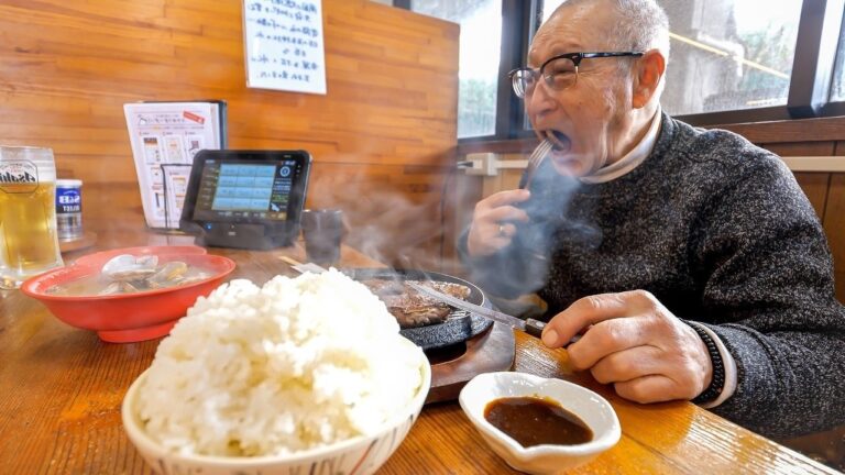 爆食いアニキ達の腹を満たす労働メシ！家族経営ドライブインの１日に密着