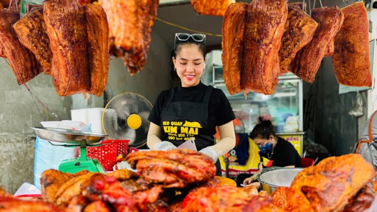 🟢Quá đã heo quay vỡ trận bánh mì heo quay cũng vỡ trận