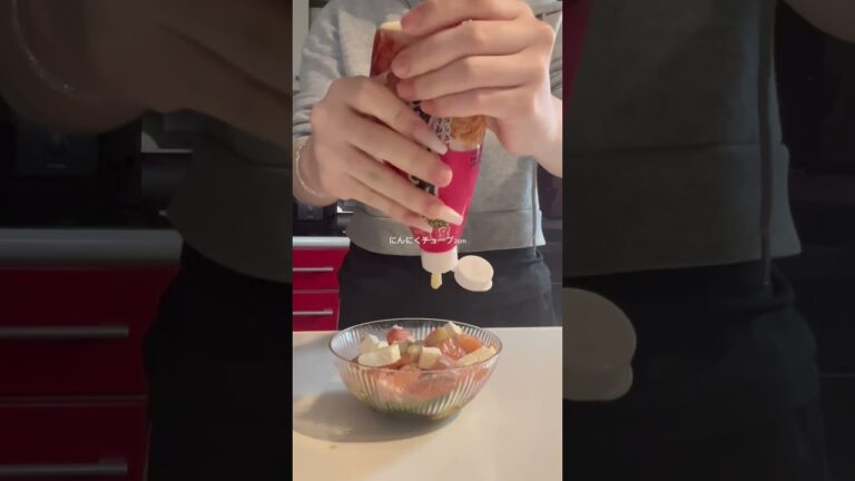 ［サーモンときゅうりのポキ丼］#ポキ丼レシピ#高タンパクレシピ#簡単レシピ#料理#自炊#高校生#時短レシピ#お刺身レシピ#ヘルシーレシピ#ダイエットレシピ#サーモン丼#サーモンレシピ