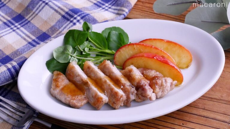 【豚ロースとりんごソテー】りんごとはちみつのソースが豚肉と相性抜群！