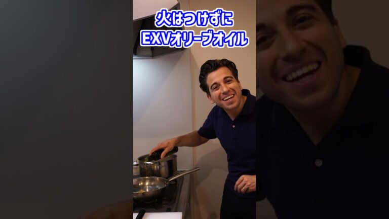 【生にんにくペペロンチーノ✕チーズ】ガツンと食べたいならカレッティエーラ！【Spaghetti alla Carrettiera】#shorts