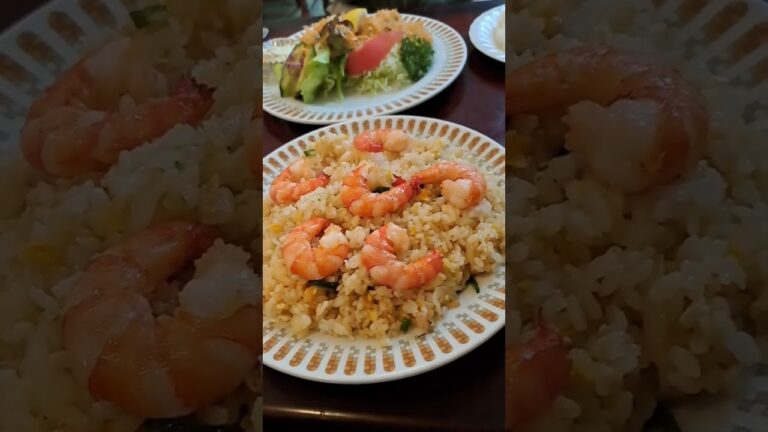 美味しいエビピラフを食べる🍴 #バァーノ46 #散歩 #洋食