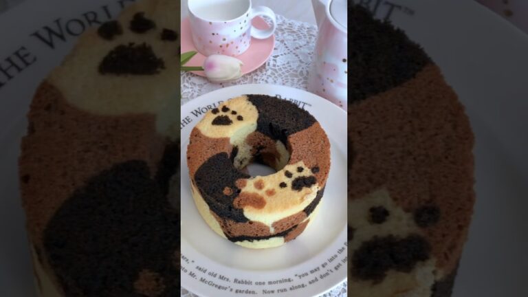 1分で分かる🐾肉球つき三毛猫シフォンケーキの作り方🐈🐈‍⬛🤍 #シフォンケーキ #三毛猫シフォンケーキ #肉球シフォンケーキ #レシピ #お菓子作り #ちいかわ #ハチワレ #なにわ男子