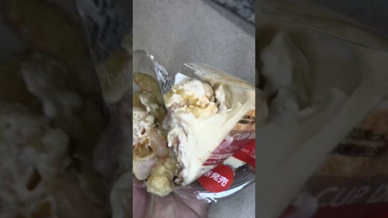 365円04銭のセブンイレブンの海老マヨネーズとブロッコリーを切りました。　#セブンイレブン　#海老　#マヨネーズ　#ブロッコリー