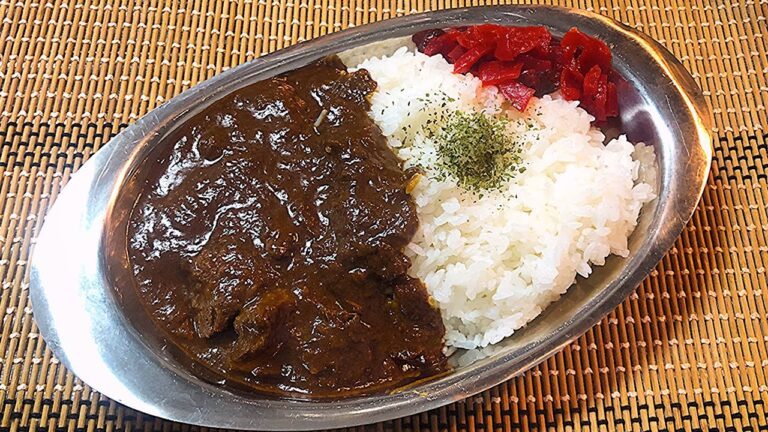 🍛牛すじカレーを作った【週末のカリー作り】