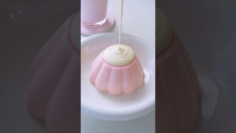 オーブン無料です！ ！ いちご雪山のパンナコッタ 口の中でとろける！Part5
