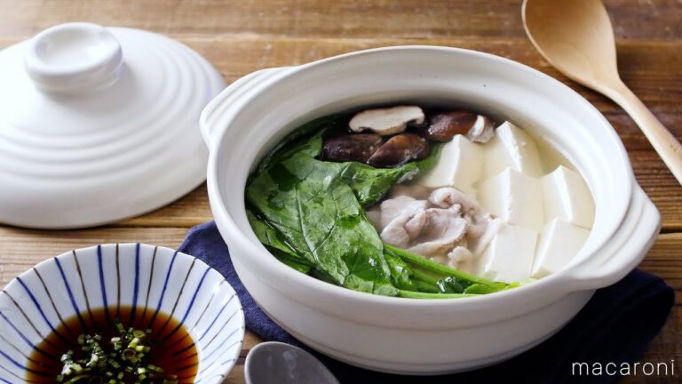 【ほうれん草たっぷり常夜鍋】シンプルだけど飽きない常夜鍋！野菜と肉の旨みたっぷり♪