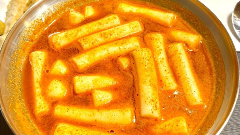 【韓国で大人気】シンジョントッポッキはもっちもちで美味しい！【新大久保グルメ】