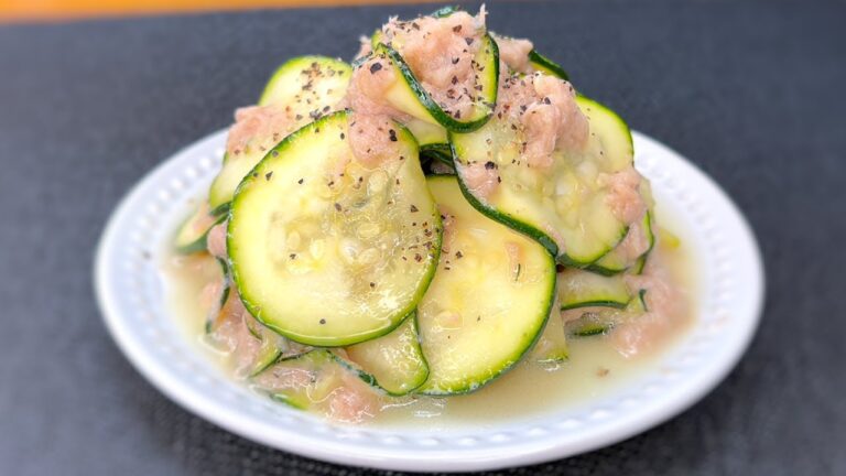 ズッキーニレシピ！生で食べるサラダズッキーニ！火を通さない無限ズッキーニレシピ！生食は正直「きゅうり」より美味しいです！ダイエット無限ズッキーニ！おうち居酒屋！簡単おつまみ料理でぼっち飯　簡単レシピ