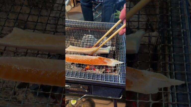 秋鮭のハラスの炭火焼き