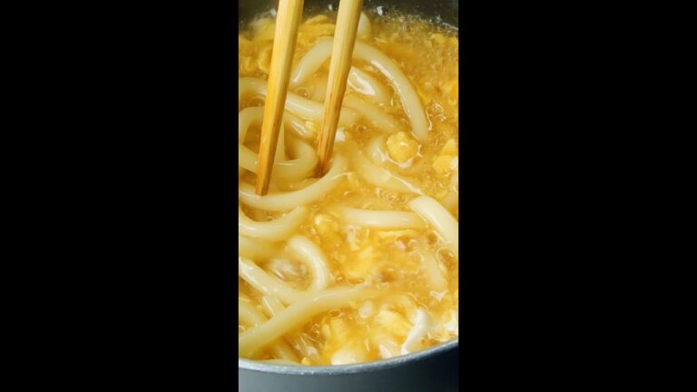 【1食50円♡とろっとろ卵うどん】5分で完成！簡単節約レシピ / Egg Soup Udon #shorts