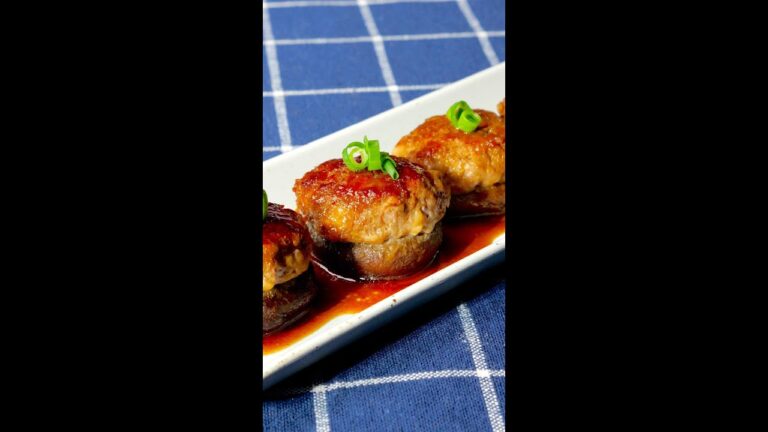 【春も旬！しいたけと豚ひき肉でミニハンバーグ！？】家族が大喜びな絶品おかずレシピ / Stuffed Shiitake Mushrooms #shorts
