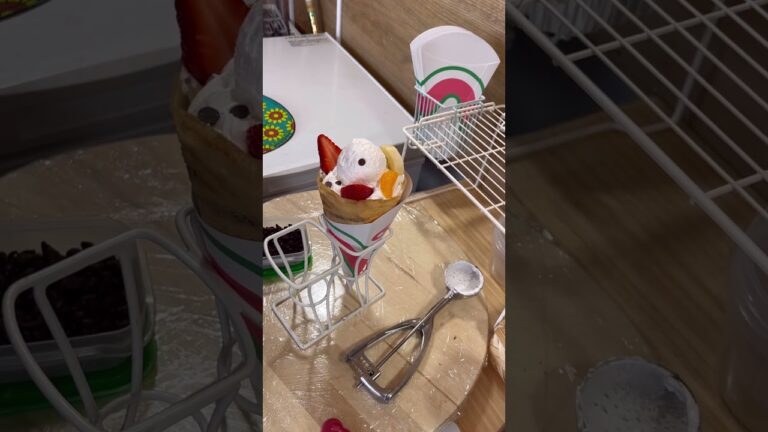 【クレープ キッチンカー】パリパリ生地の米粉100％あとからもっちりに変化「ネージュクレープ」がクセになる  #Shorts