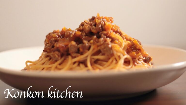 【ボロネーゼ】ちょっぴり大人な味わいのラム肉を使ったボロネーゼの作り方 | How to make Bolognese with lamb