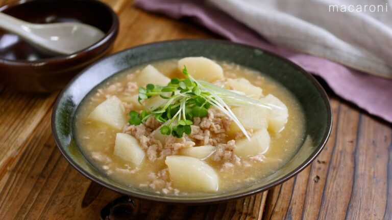 【長芋のそぼろ煮】ほくほくとした長芋に、鶏そぼろのうま味がしみ込んだひと品♪
