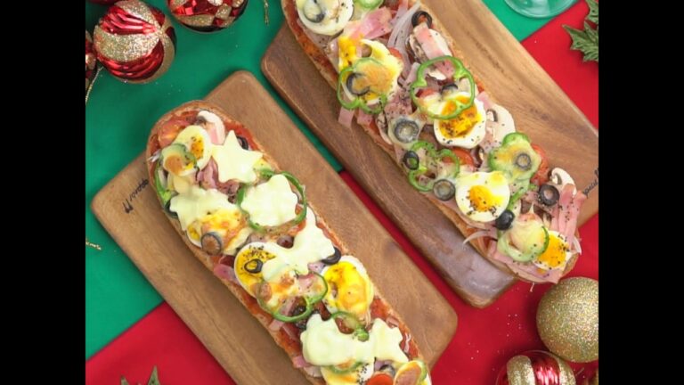 可愛い！ クリスマスバゲットピザ ｜ moguna[モグナ] #shorts  #cooking #pizza