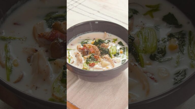 【ほうれん草とコーンのミルクスープ】ベーコンを焼いて旨味と香ばしさアップ！ #shorts