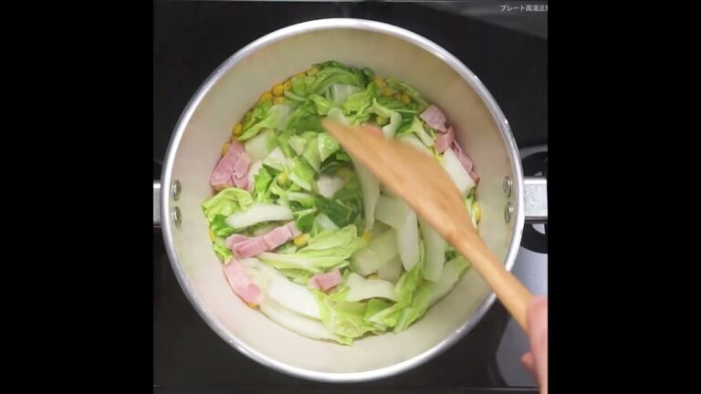 優しいお味で朝ごはんにピッタリ 簡単 白菜とベーコンのミルクスープ #cooking #簡単レシピ #スープ